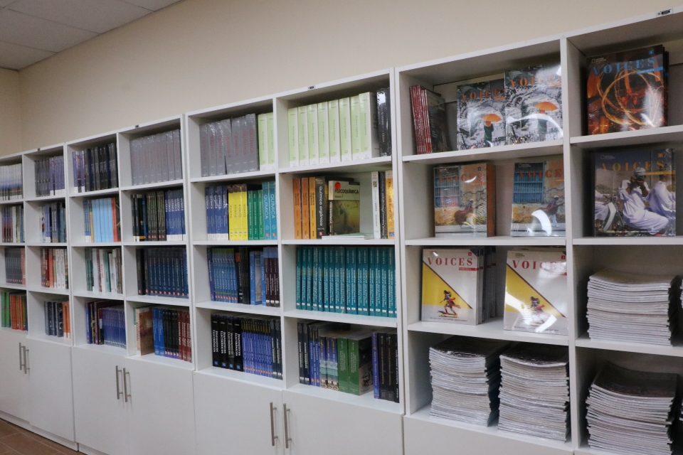 Estanteria de la Librería