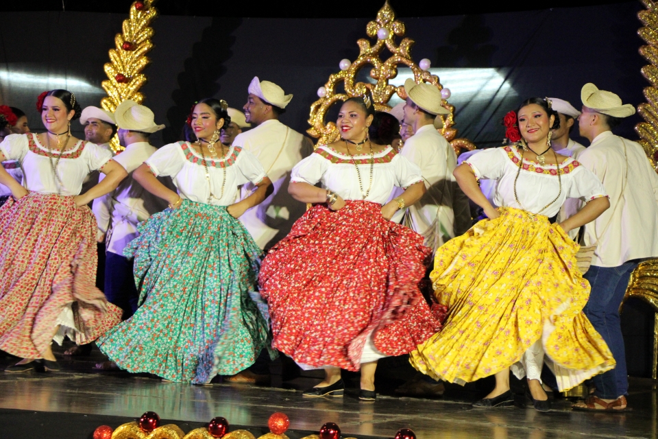 https://ch.utp.ac.pa/sites/default/files/documentos/2026/imagen/gala_folklorica.jpg